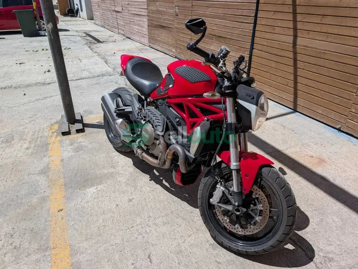 Ducati Monster 1200 2015
